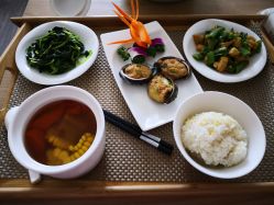 -海豚湾高端月子会所(黄浦店)