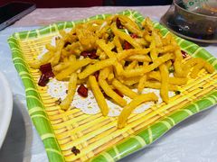 -肥肥虾庄·金牌油焖大虾(首义路店)