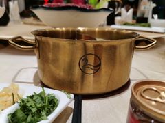 -小天鹅火锅·一线江景洪鼎旗舰店(洪崖洞店)