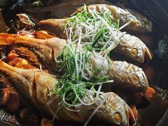 八分钟砂锅焗黄鱼-有喜胶东小馆(超极合生汇太申祥和店)