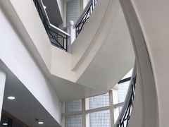 -上海虹桥当代艺术馆