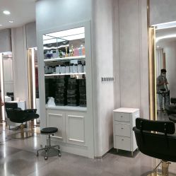 -Kraemer Paris  苏豪路易士·嘉玛发廊