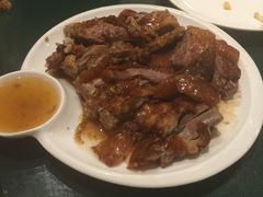 -广东仔港式茶餐厅(银泰店)