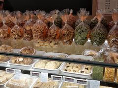 -上海市长春食品商店(淮海中路店)