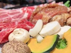 -木槿花韩式炭烤·熟成肉工坊(孙文东路店)