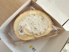 黄金栗子卷-卷时·瑞士卷·生日蛋糕(大望路店)
