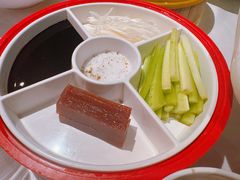 -京八大楼·京剧·烤鸭(三里屯店)