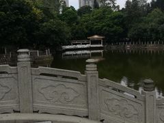 -烈士陵园(地铁站)