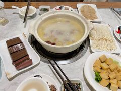 -广顺鑫猪肚鸡(经八路店)
