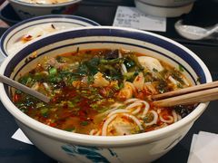 -云阿蛮云南生烫牛肉米线(奉贤路店)