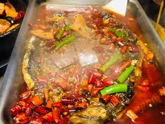 -辣尚瘾·烤鱼·新川菜(交大直营店)