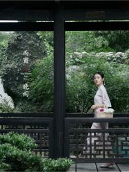 -易摄影婚纱摄影工作室