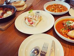 -ROAST coffee & eatery