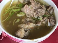 -穆豪麦蒸碗羊羔肉