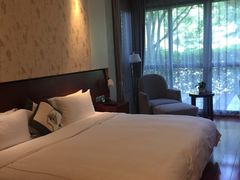 -杭州海华满陇度假酒店