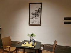 -英德宝晶宫天鹅湖茶语温泉