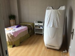 -颜工坊健康美容管理中心喜丽妈妈