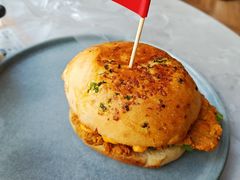 黄金三脆多汁鸡堡-必胜客(上海新南方商城PH店)