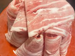 -洞庭洲·防空洞火锅·铜锅涮肉·烧烤(新百广场店)