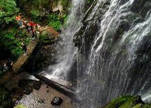 -藏龙百瀑风景区