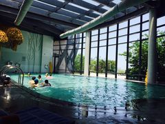 -上海滴水湖皇冠假日酒店