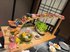 -山川小町·极番烧肉(新地假日广场店)