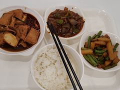 -浦东图书馆读者餐厅