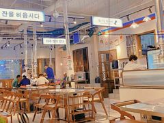大堂-朴太院·烤肉万岁·创意首尔料理(中联广场店)