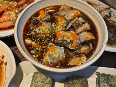-瑞虹新天地月亮湾