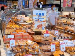 面包甜点陈列柜-罗森尼娜(德思勤店)