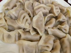 -鑫渔港海鲜本地菜·山海关浑锅(东戴河店)