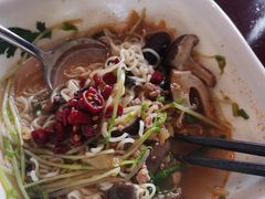 -荣誉国际酒店-云顶旋转餐厅