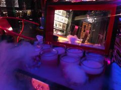 镜花水月-啤仕多·啤客国潮跳舞BAR(保俶路店)