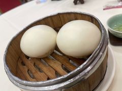 香喷喷流沙包-凤凰楼酒家·粤宴点心(华强北店)