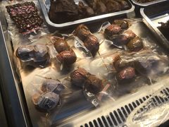 -张鸭子重庆特产卤味小吃(四公里店)