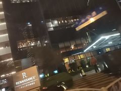 -上海龙之梦万丽酒店