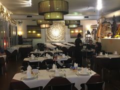 -Thai Pothong Restaurant