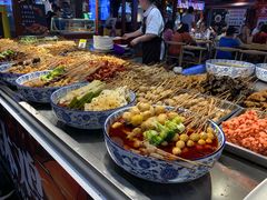 -八一路好吃街(雨田商务大厦店)