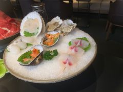 -鲜入唯煮·港式海鲜牛肉火锅(金宝街店)