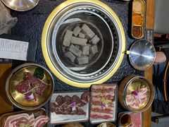 -何发发和牛烧肉·鳗鱼榴莲放题自助(乐峰广场店)