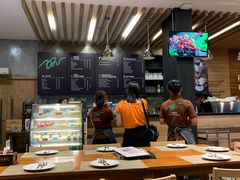 -Chom Cafe and Restaurant