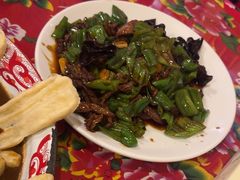 -闯关东东北农家菜(崂山石老人店)