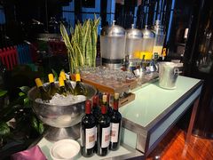 -唐拉雅秀酒店-西锦汇空中BBQ·思创餐厅