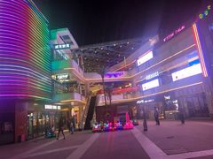 -金轮星光名座生活广场