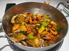 -七欣天香辣蟹火锅(闵行浦江欢乐颂店)