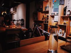 -无牌咖啡&酒馆