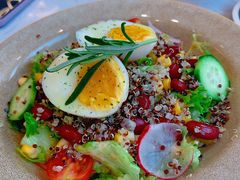 地中海鸡肉藜麦沙拉-西语·炭烧牛排(卓越中寰店)