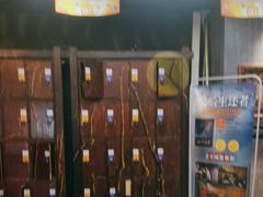-YOGO优果密室逃脱(新佳丽广场店)