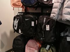 -NIKE上海青浦优选体验店