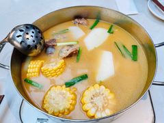 -肥仔文澳门猪骨煲(南京西路店)